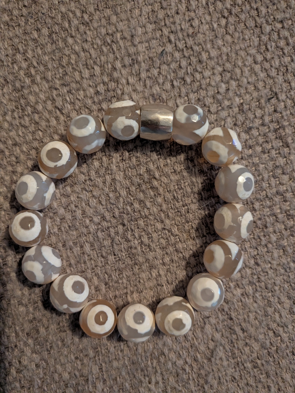 Silpada "Safari" Agate stretch Bracelet, Retired